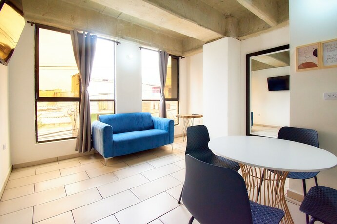 Imagen de la habitación del Hotel Apartamentos Mangata living. Foto 20