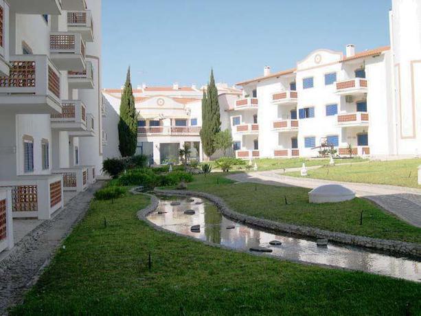 Imagen de los exteriores del Hotel Apartamentos Mantasol. Foto 4