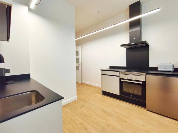 Imagen de la habitación del Hotel Apartamentos Manter&iacute;a Lacort, Valladolid. Foto 3