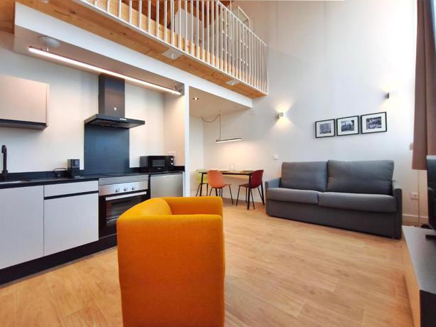Imagen de la habitación del Hotel Apartamentos Manter&iacute;a Lacort, Valladolid. Foto 13
