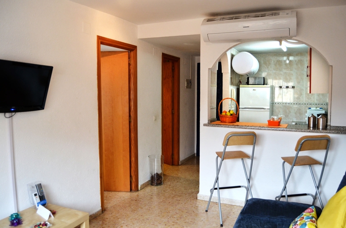 Imagen de la habitación del Hotel Apartamentos Marques de Guadiaro 1. Foto 8