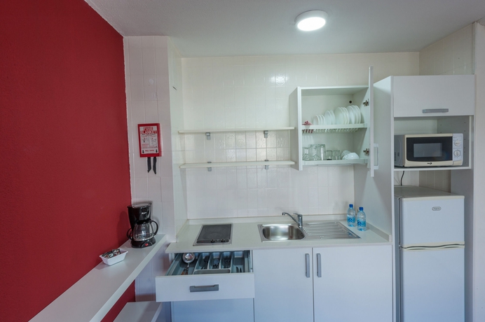 Imagen de la habitación del Hotel Apartamentos Miami. Foto 3