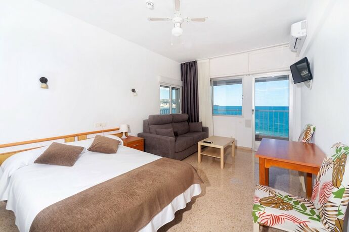 Imagen de la habitación del Hotel Apartamentos Mirador. Foto 18