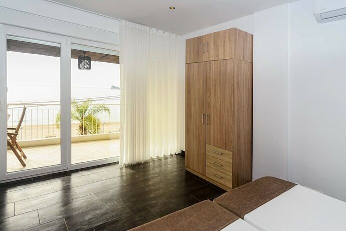 Imagen de la habitación del Hotel Apartamentos Mirador. Foto 19