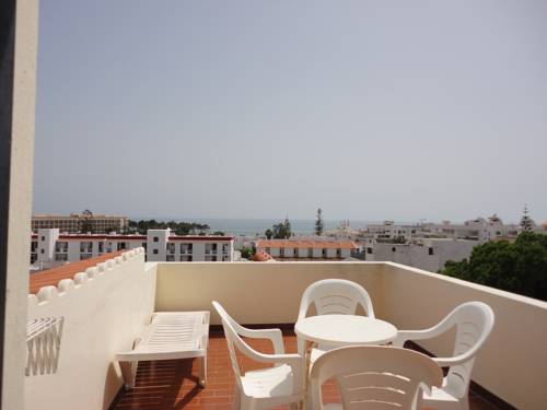 Imagen de la habitación del Hotel Apartamentos Olhos Do Mar. Foto 11