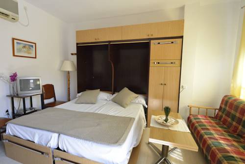 Imagen de la habitación del Hotel Apartamentos Pagán. Foto 7