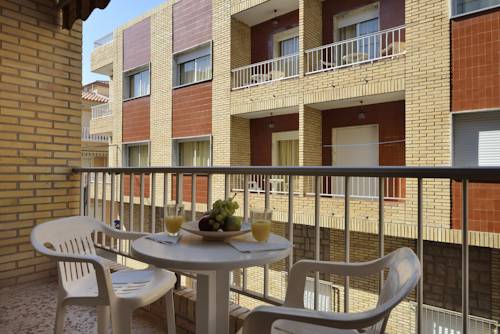 Imagen de la habitación del Hotel Apartamentos Pagán. Foto 13