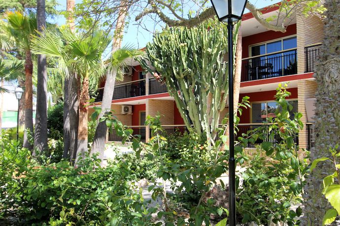 Imagen general del Hotel Apartamentos Palasiet. Foto 3