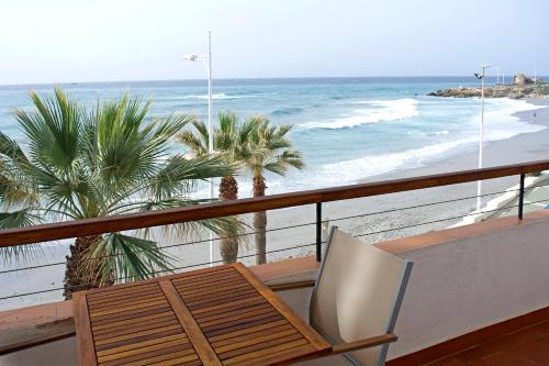 Imagen general del Hotel Apartamentos Playa Torrecilla. Foto 1
