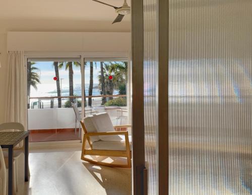 Imagen general del Hotel Apartamentos Playa Torrecilla. Foto 5