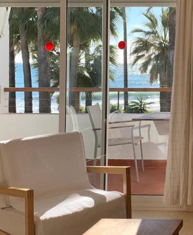 Imagen general del Hotel Apartamentos Playa Torrecilla. Foto 9
