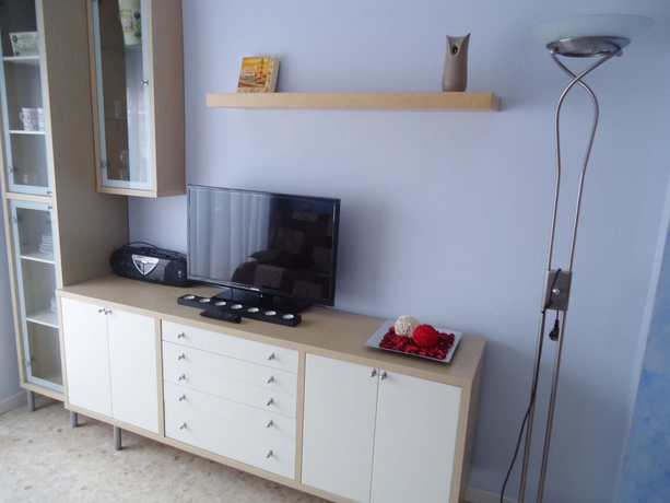 Imagen de los interiores del Hotel Apartamentos Playas Lloret. Foto 4