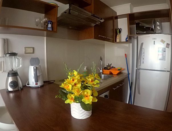 Imagen de la habitación del Hotel Apartamentos Plaza Bulnes. Foto 2