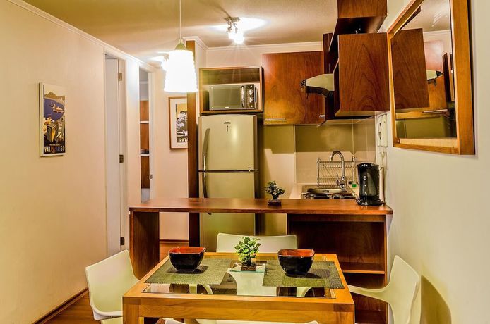 Imagen de la habitación del Hotel Apartamentos Plaza Bulnes. Foto 11