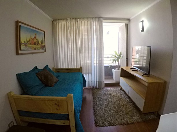 Imagen de la habitación del Hotel Apartamentos Plaza Bulnes. Foto 19
