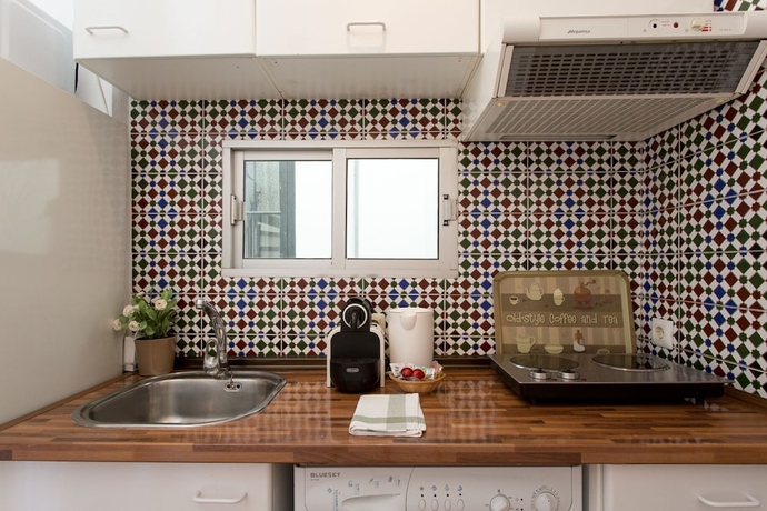 Imagen de la habitación del Hotel Apartamentos Plaza De Santa Cruz. Foto 16