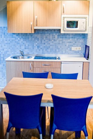 Imagen general del Hotel Apartamentos Posada La Robla. Foto 4