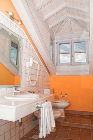 Imagen de la habitación del Hotel Apartamentos Posada La Robla. Foto 13