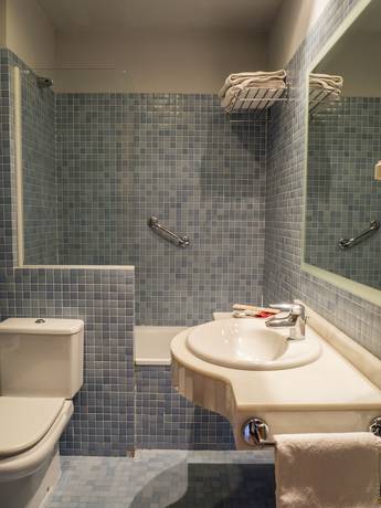 Imagen general del Hotel Apartamentos Posada La Robla. Foto 5