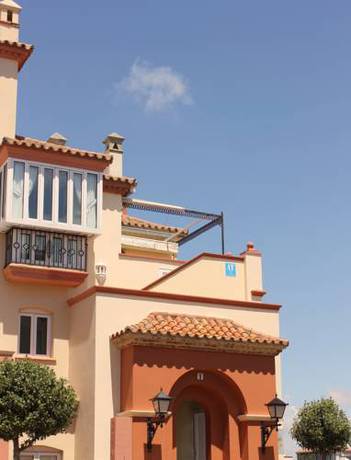 Imagen de la habitación del Hotel Apartamentos Puerto Sherry. Foto 8