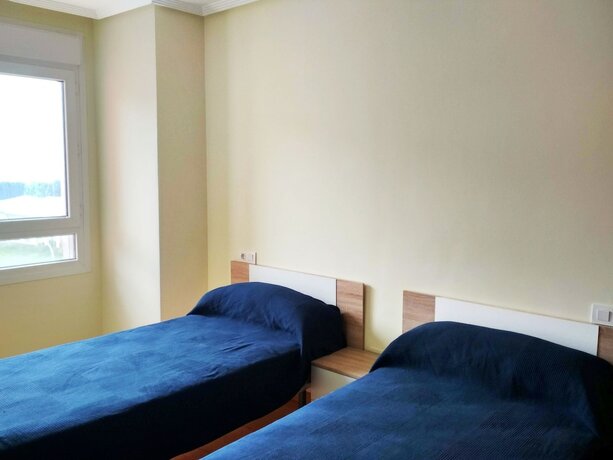 Imagen de la habitación del Hotel Apartamentos Ribeira 3000. Foto 17