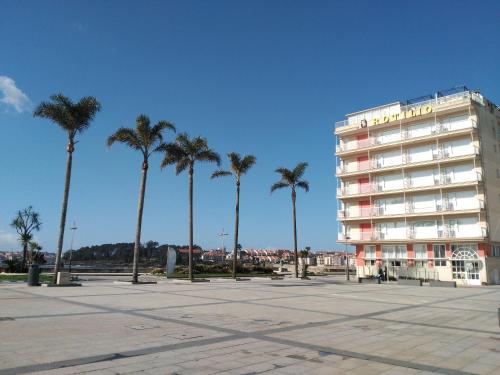 Imagen de los exteriores del Hotel Apartamentos Rotilio. Foto 6