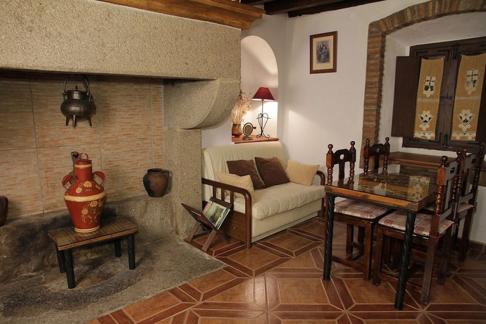 Imagen de la habitación del Hotel Apartamentos Rurales La Solana. Foto 12
