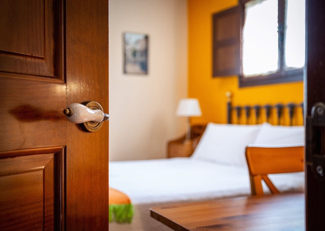 Imagen de la habitación del Hotel Apartamentos Rurales Villa De Saín. Foto 12