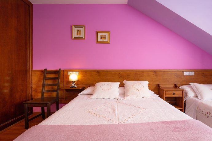 Imagen de la habitación del Hotel Apartamentos Rurales Villa De Saín. Foto 15