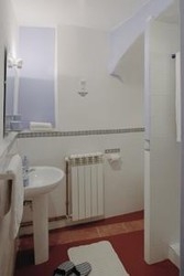 Imagen de los interiores del Hotel Apartamentos Saltarel·lo. Foto 4