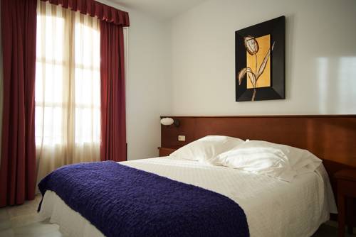 Imagen de la habitación del Hotel Apartamentos San Andrés. Foto 3