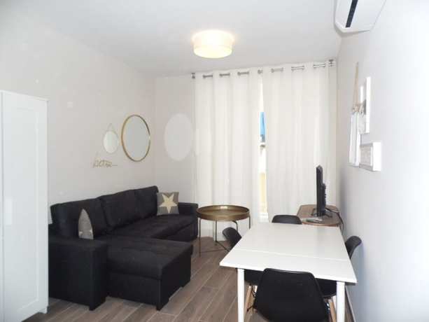 Imagen de la habitación del Hotel Apartamentos San Miguel. Foto 2