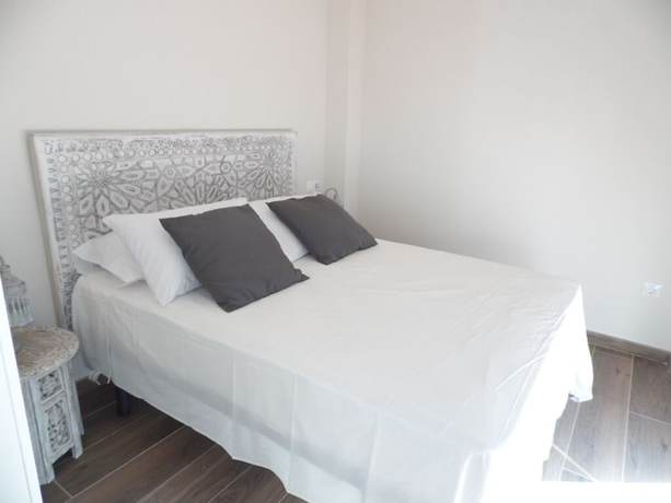 Imagen de la habitación del Hotel Apartamentos San Miguel. Foto 10