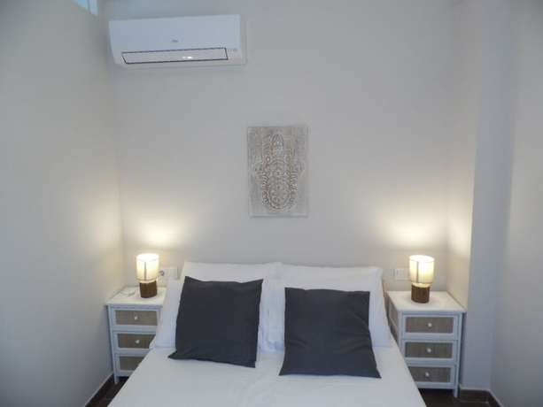 Imagen de la habitación del Hotel Apartamentos San Miguel. Foto 14