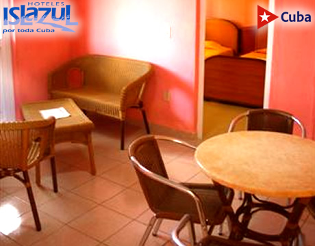 Imagen general del Hotel Apartamentos Santa Luc&iacute;a. Foto 5