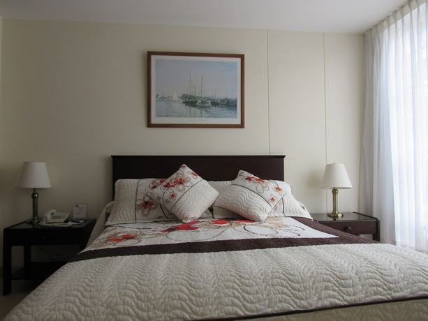 Imagen de la habitación del Hotel Apartamentos Santa Maria. Foto 7