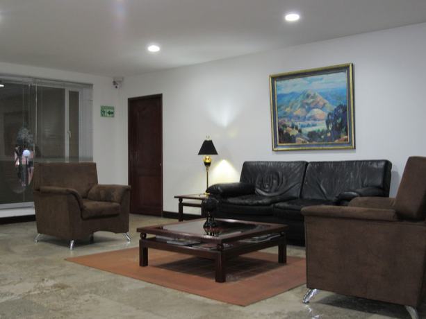 Imagen de los interiores del Hotel Apartamentos Santa Maria. Foto 14