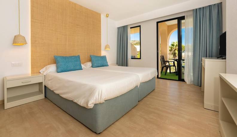 Imagen de la habitación del Hotel Apartamentos Sinfony. Foto 3