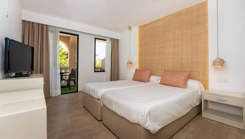 Imagen de la habitación del Hotel Apartamentos Sinfony. Foto 17