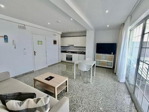 Imagen de la habitación del Hotel Apartamentos Sol Mar. Foto 16