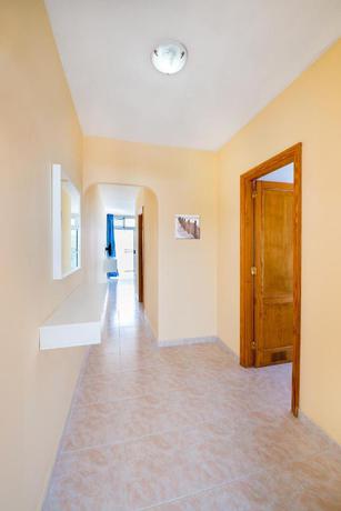 Imagen de la habitación del Hotel Apartamentos Strelitzias. Foto 2