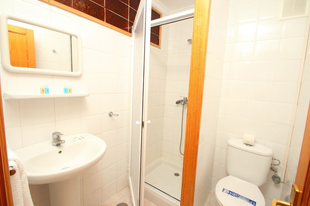 Imagen de la habitación del Hotel Apartamentos Strelitzias. Foto 7