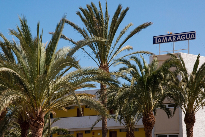 Imagen de los exteriores del Hotel Apartamentos Tamaragua. Foto 8