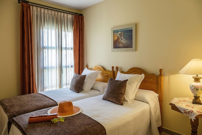 Imagen de la habitación del Hotel Apartamentos Turísticos Casa De La Borrega. Foto 4