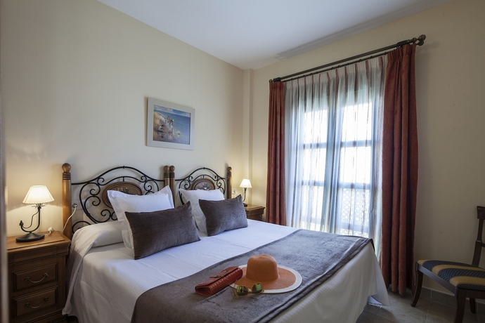 Imagen de la habitación del Hotel Apartamentos Turísticos Casa De La Borrega. Foto 5