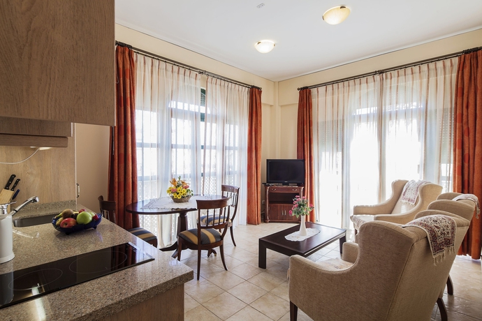 Imagen de la habitación del Hotel Apartamentos Turísticos Casa De La Borrega. Foto 11