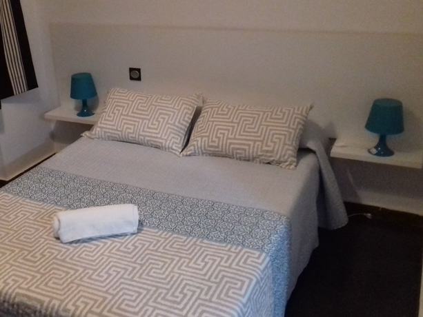 Imagen de la habitación del Hotel Apartamentos Turísticos Los Ángeles. Foto 18