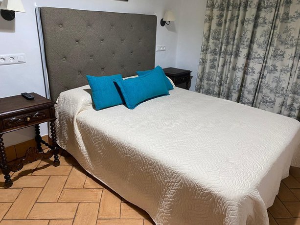 Imagen de la habitación del Hotel Apartamentos Turísticos Los Alisos. Foto 14