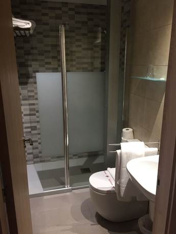 Imagen de la habitación del Hotel Apartamentos Tur&iacute;sticos Mar&iacute;a Guerrero. Foto 5