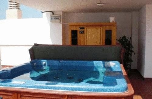 Imagen de los exteriores del Hotel Apartamentos Turísticos Plaza Del Olvido. Foto 11